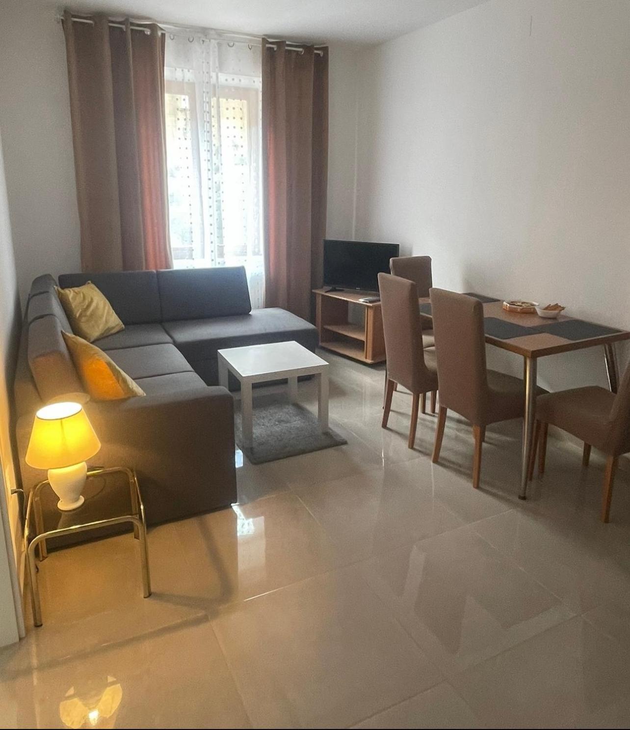 Apartman Vlaska 萨格勒布 外观 照片